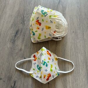 Dinosaur Print Disposable Toddler Face Masks (30pcs)